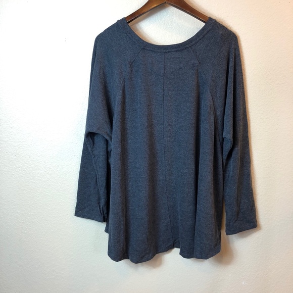 Tommy Hilfiger || Gray Sport Overaized Blouse - Picture 7 of 7